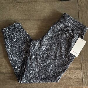 Lululemon Ready to Rulu Pant
